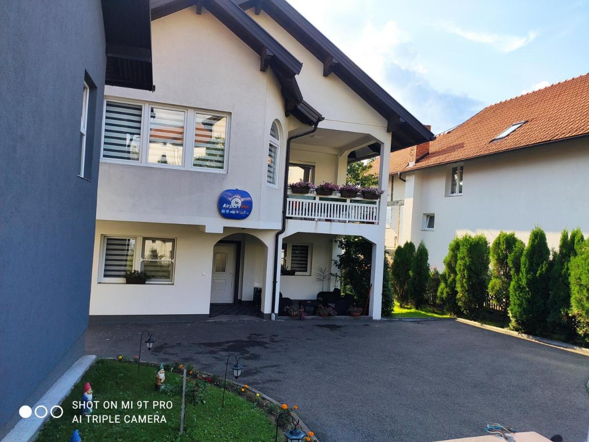 Apartments Airport Inn Dubrave Gornje Exteriör bild